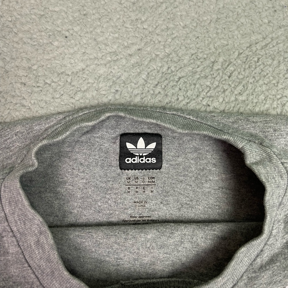 Skateboarding - image 3